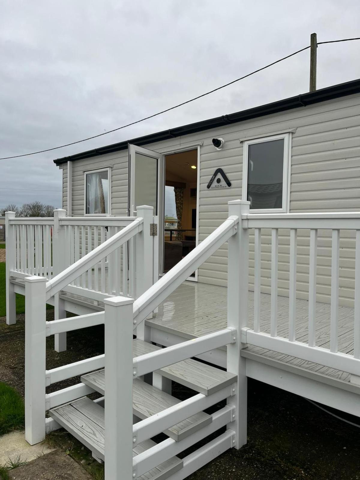 Campsite Honeybee Fantasy Island Ingoldmells